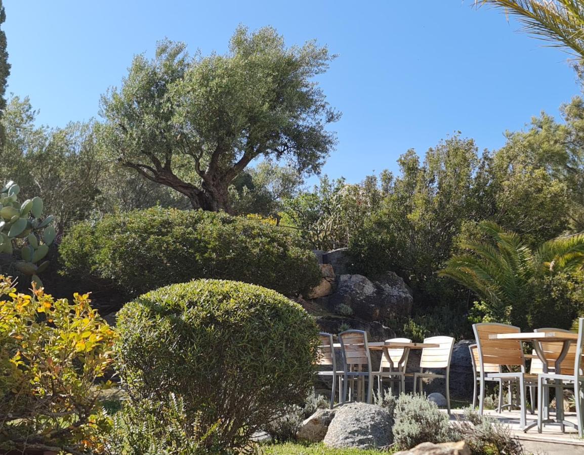Hotel Cala Di L'Oru เอลเลอรูซ ภายนอก รูปภาพ