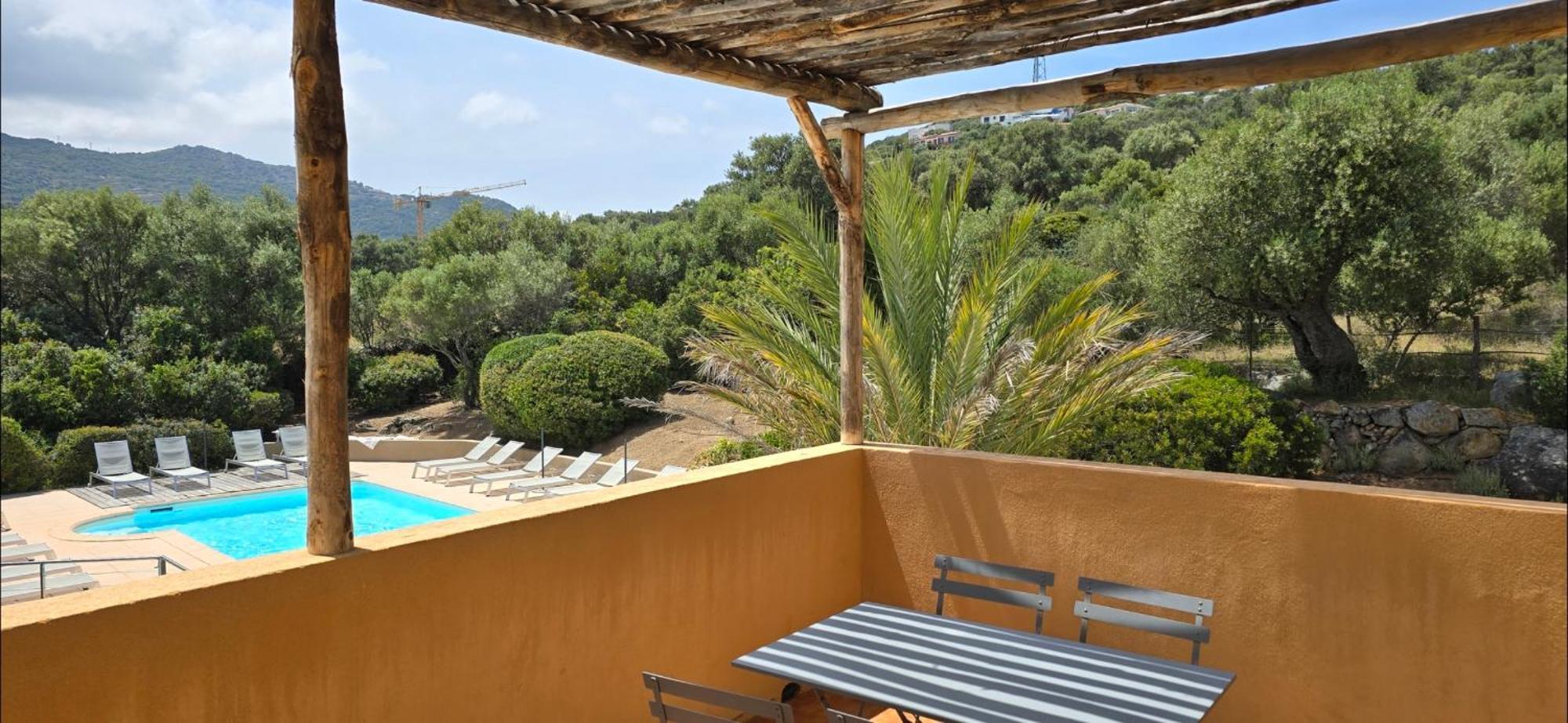 Hotel Cala Di L'Oru เอลเลอรูซ ภายนอก รูปภาพ
