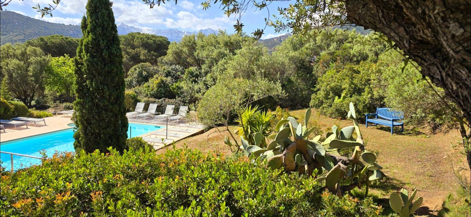 Hotel Cala Di L'Oru เอลเลอรูซ ภายนอก รูปภาพ