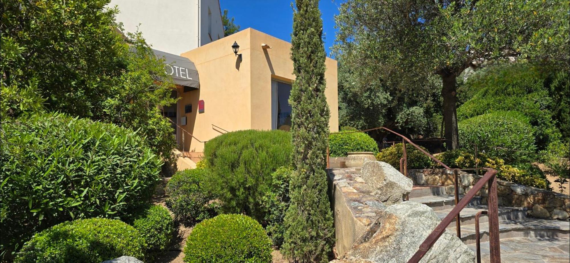 Hotel Cala Di L'Oru เอลเลอรูซ ภายนอก รูปภาพ