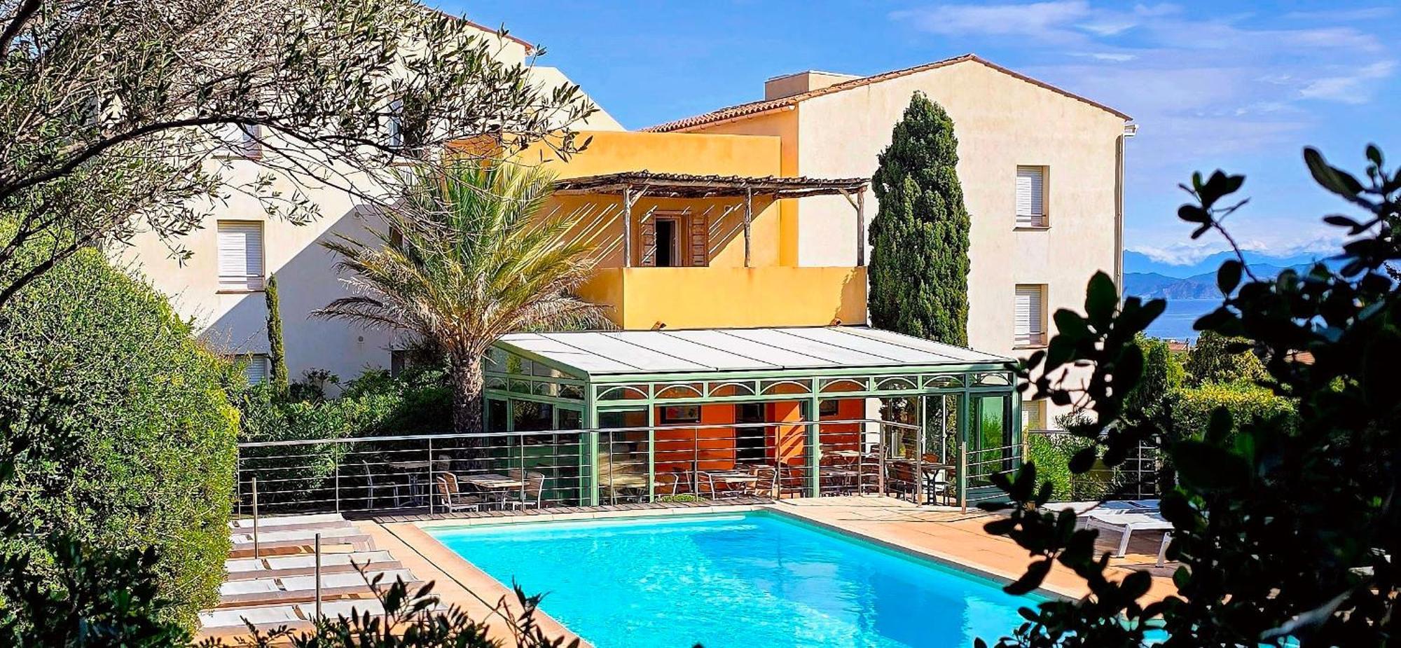 Hotel Cala Di L'Oru เอลเลอรูซ ภายนอก รูปภาพ
